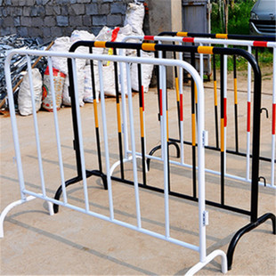 鐵馬防護(hù)欄,鐵馬防護(hù)欄廠(chǎng)家,鐵馬防護(hù)欄用途